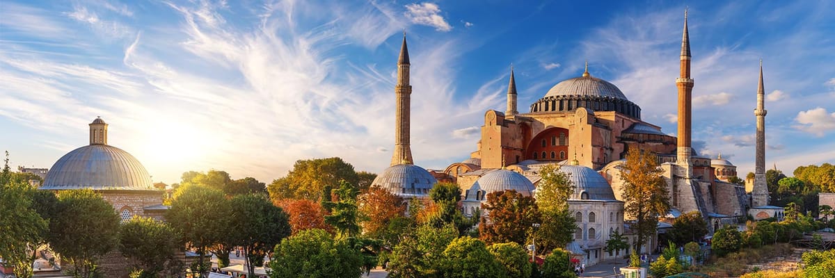Find the Best Flights from Istanbul on Thai Airways