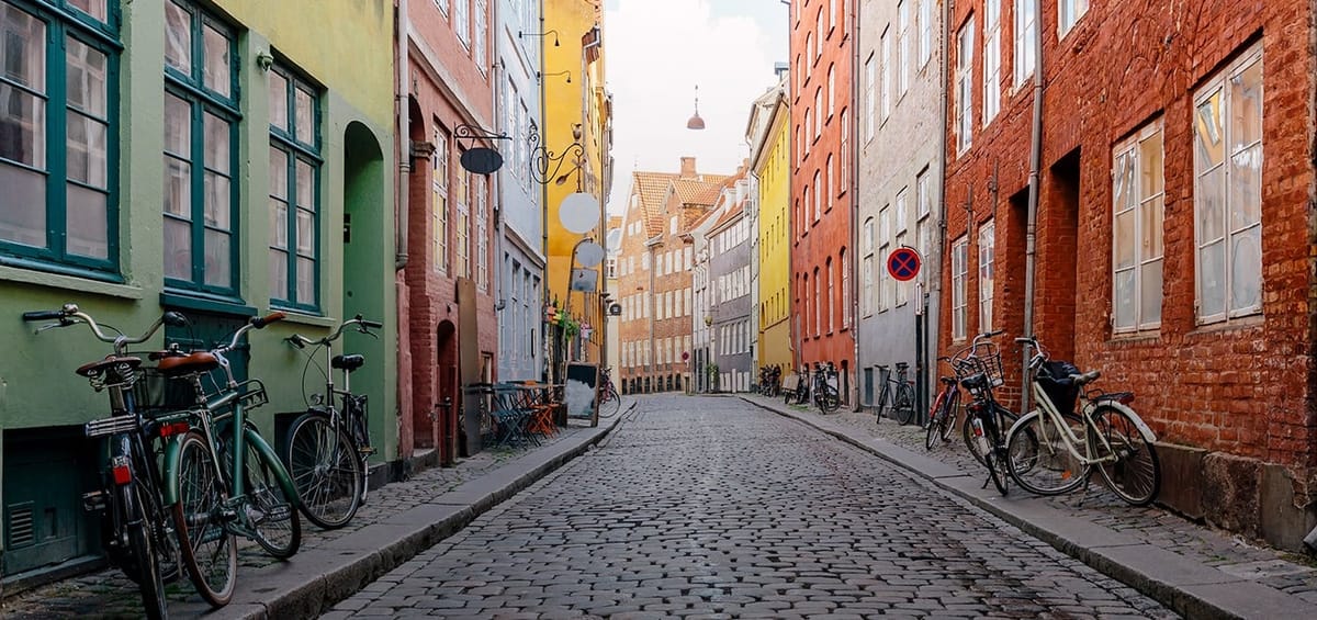 "Перелеты Turkish Airlines из Аланьи в Биллунн",