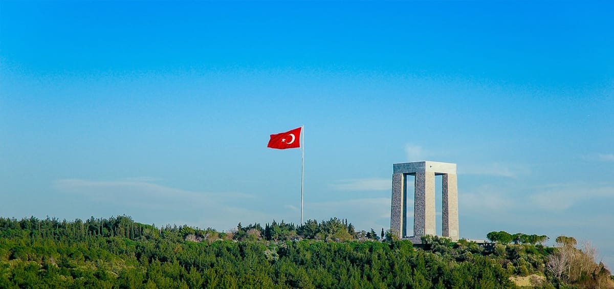 "Перелеты Turkish Airlines из Лондона из Чанаккале",