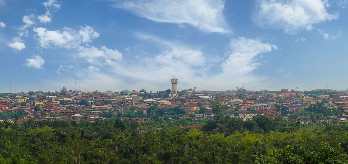 "Перелеты Turkish Airlines из Болоньи из Котону",