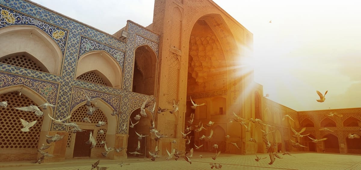 "Перелеты Turkish Airlines из Рима в Исфахан",