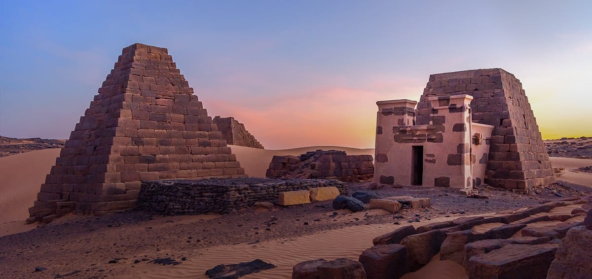 "Перелеты Turkish Airlines из Амстердама в Хартум",