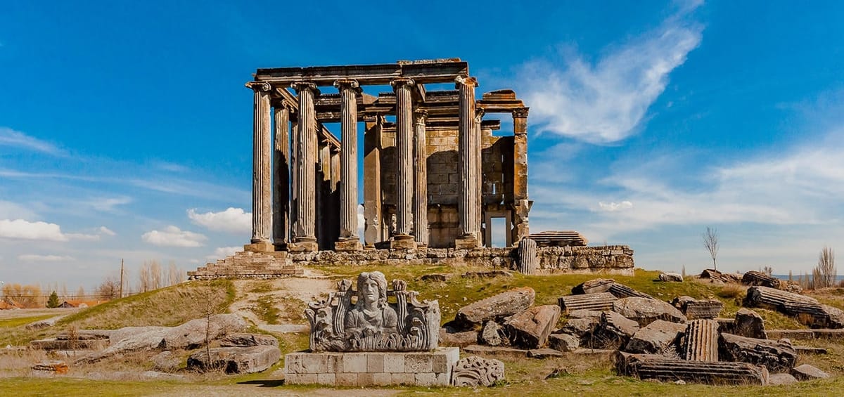 "Перелеты Turkish Airlines из Мюнхена из Кютахьи",