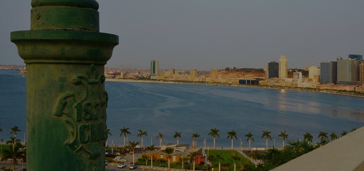 "Перелеты Turkish Airlines из Лиссабона в Луанду",