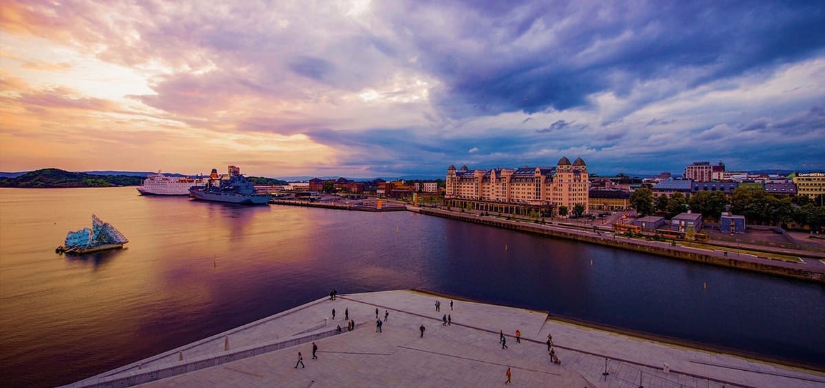 "Перелеты Turkish Airlines из Тегерана в Осло",