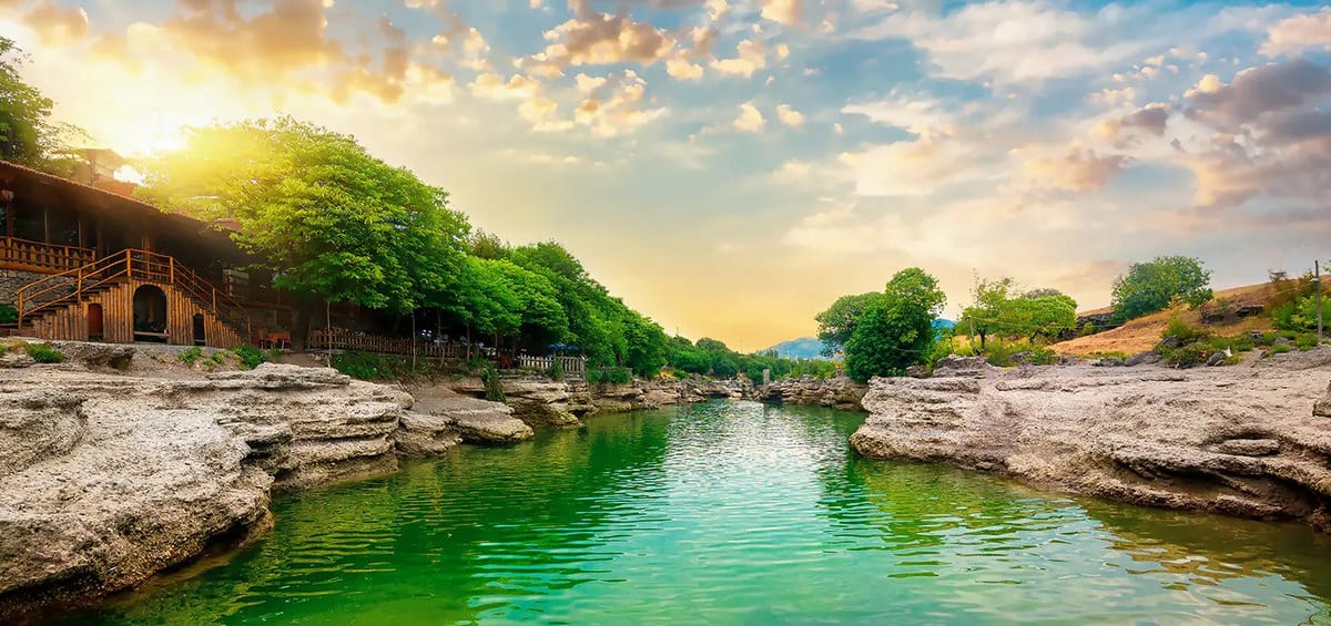 "Перелеты Turkish Airlines из Бейрута в Подгорицу",