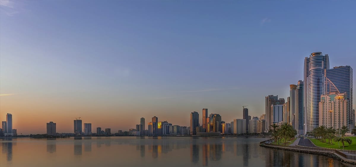 "Перелеты Turkish Airlines из Стамбула в Шарджу",