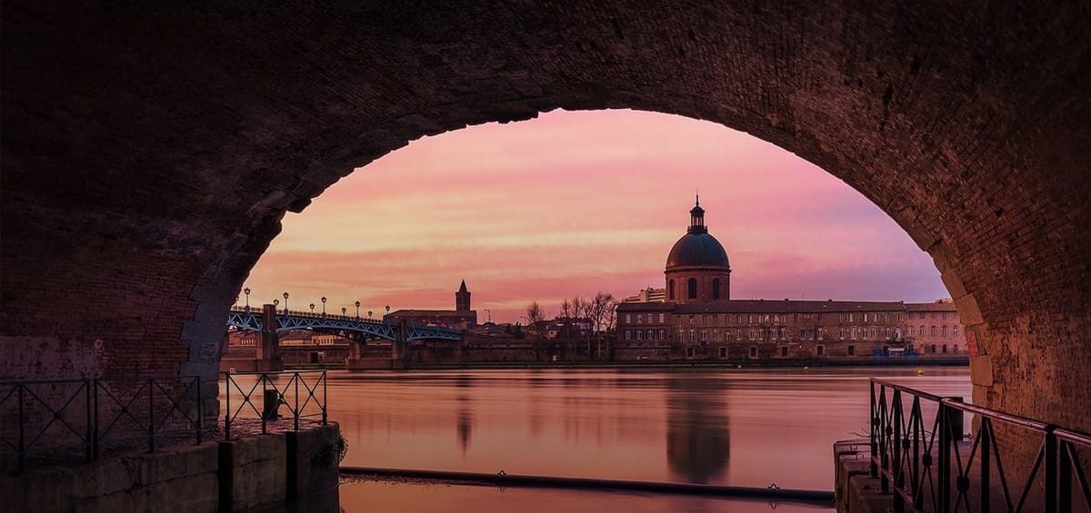 "Перелеты Turkish Airlines из Аммана в Тулузу",