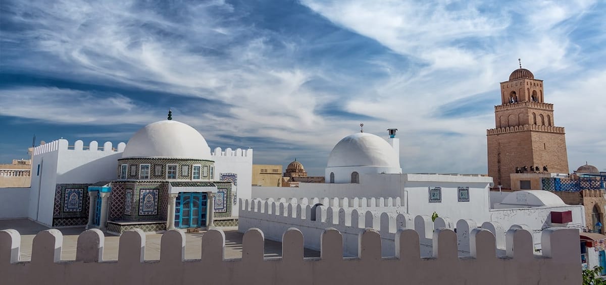 "Перелеты Turkish Airlines из Даммама в Тунис",