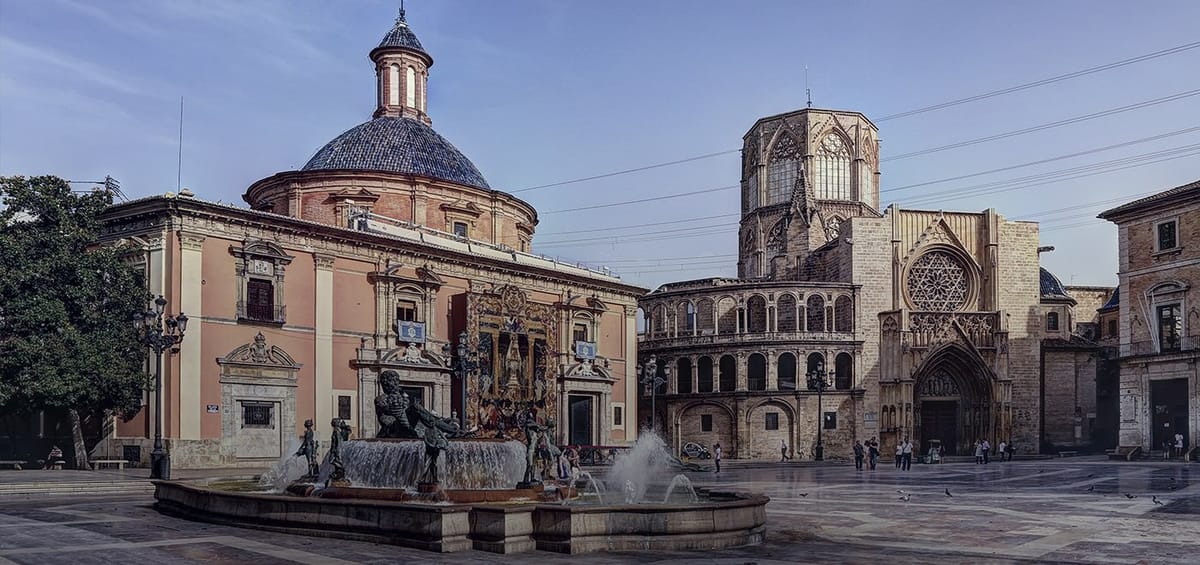 "Перелеты Turkish Airlines из Кигали в Валенсию",