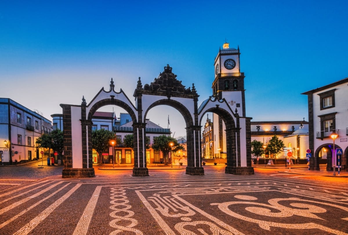 United Airlines New Dreamliner Livery