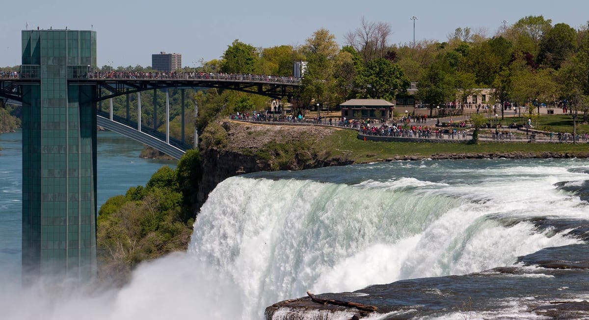 United Airlines New Dreamliner Livery