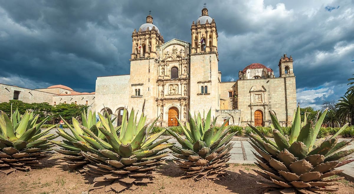 United Airlines New Dreamliner Livery