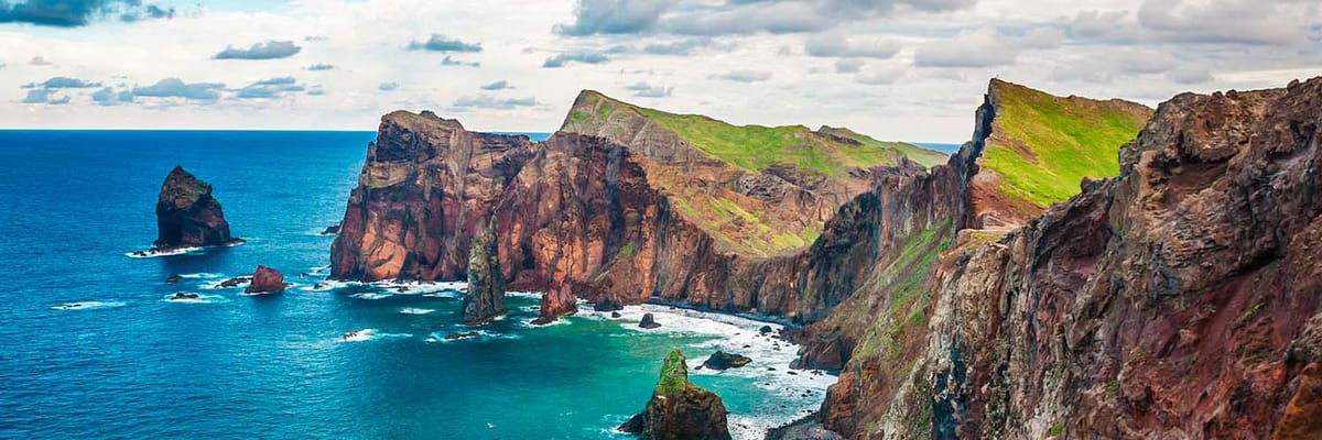 Best cheap flights to Funchal