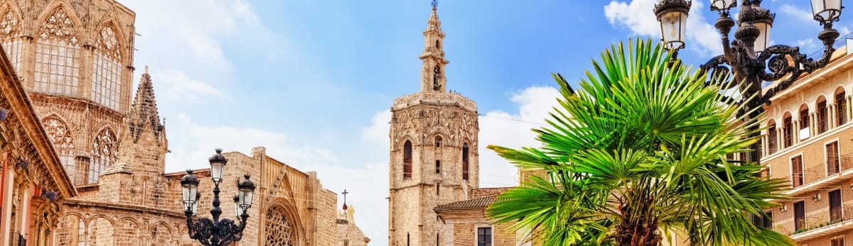 Reserve voos baratos a Valencia con Vueling