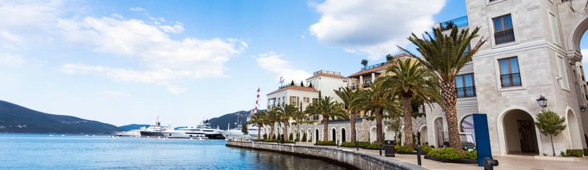Billigflüge von Algier nach Tivat mit Vueling