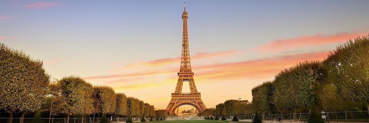 سافر من دبي إلى باريس (DXB - CDG)