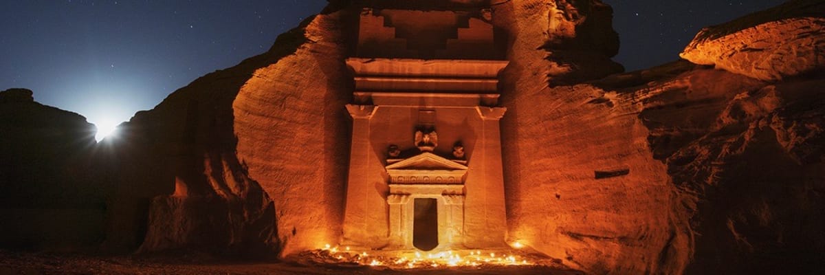 Find the Best Flights to AlUla on flynas