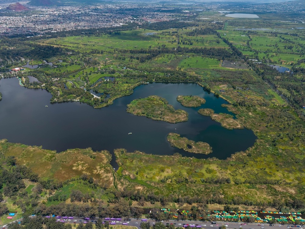 Alta resolución Fotos Aéreas del área de Xochimilco y sus áreas protegidas en la Ciudad de México