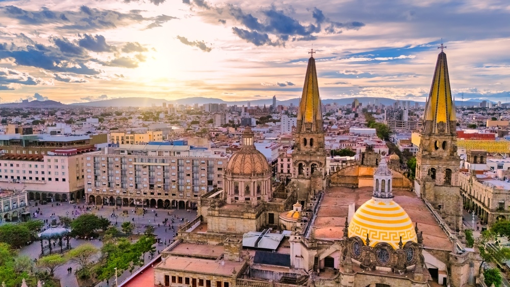 Guadalajara y su catedral vista desde arriba