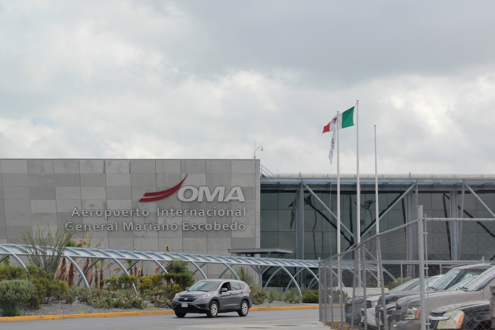 Monterrey, Nuevo León, México - Aeropuerto Internacional Monterrey General Mariano Escobedo MTY, el principal aeropuerto de Nuevo León, uno de los más modernos