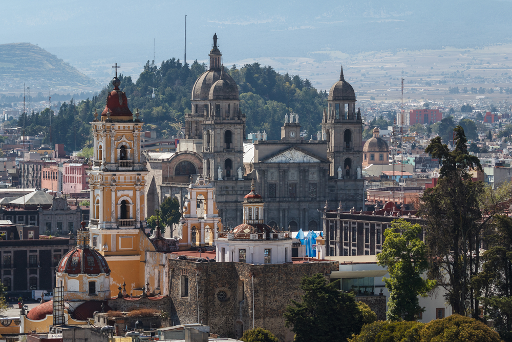 Vista del centro histórico colonial de Toluca, México