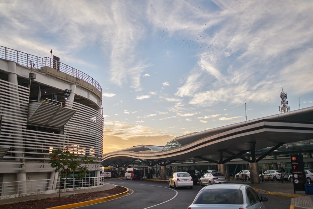Aeropuerto Internacional Miguel Hidalgo y Costilla