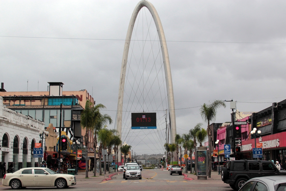 Avenida Revolución, una de las más importantes de Tijuana.