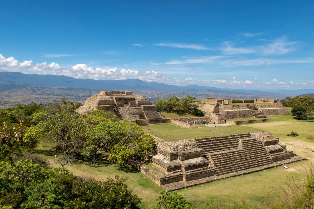 Pirámides arqueológicas del Monte Albán.