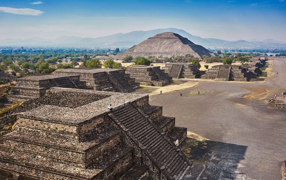 Aerial view of Teotihuacán pyramids.