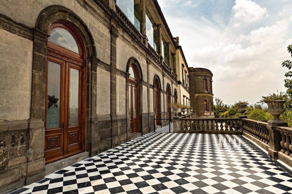 Interior yards of Chapultepec Castle.