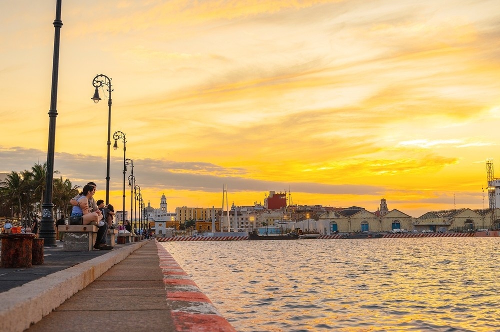 El puerto de Veracruz al atardecer.