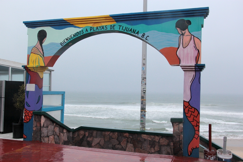 Arcos de bienvenida a Playas de Tijuana.