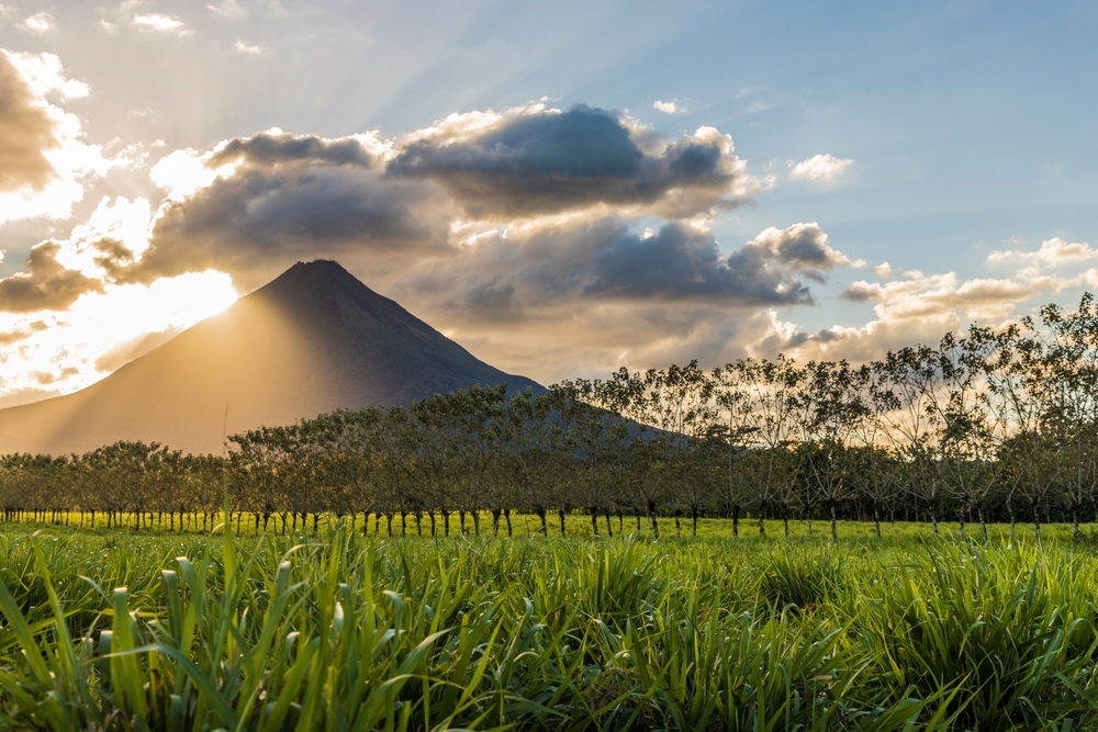 Volcán Arenal visto desde la Fortuna.