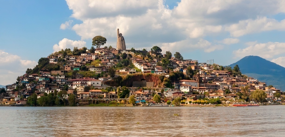 Panoramic view of Lago de Pátzcuaro & Isla Janitzio.