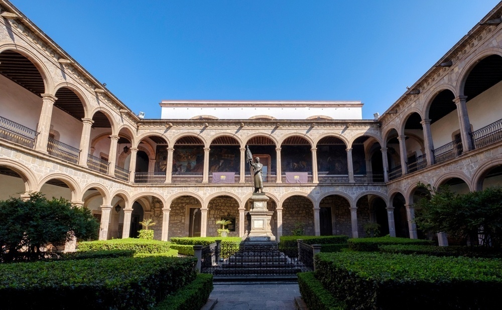 Campus in the Colegio Primitivo de San Nicolas de Hidalgo.