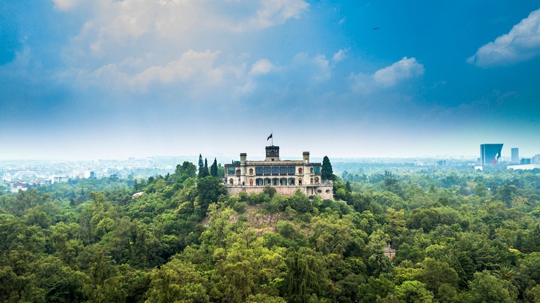 vista aérea del bosque y castillo de Chapultepec.