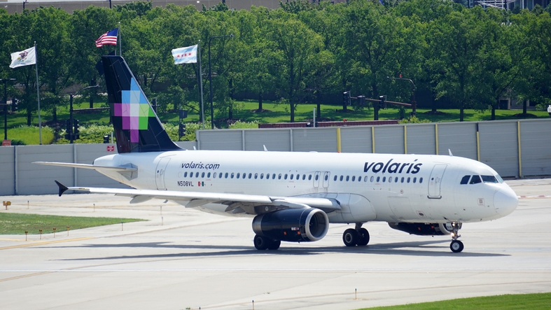Volaris plane in landing platform.