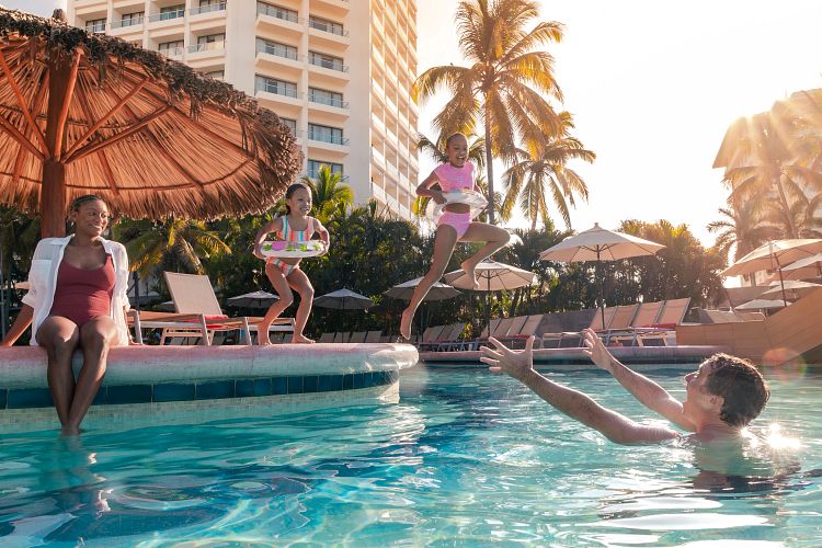 Hotel Sunscape Dorado Ixtapa