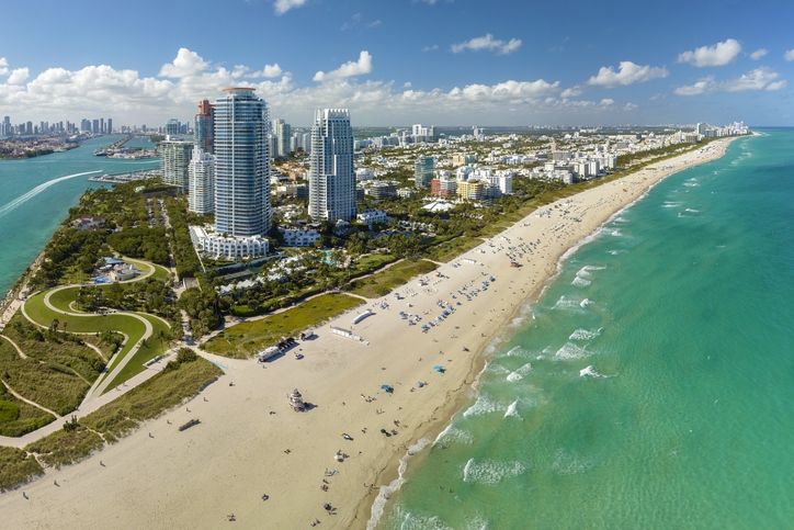 Vista panorámica de la ciudad de Miami y sus playas