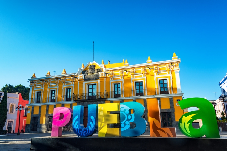 Signo de Puebla en el centro histórico.